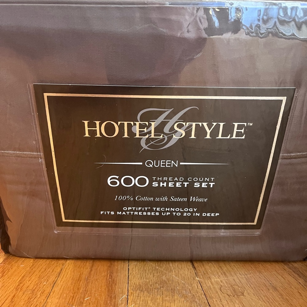 Brand new queen size sheets